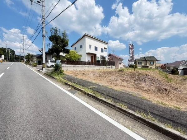 香芝市旭ケ丘５丁目の土地