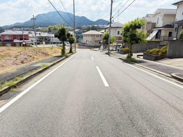 香芝市旭ケ丘５丁目の土地