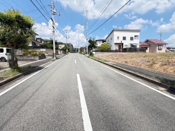 香芝市旭ケ丘５丁目の土地