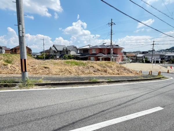 香芝市旭ケ丘５丁目の土地