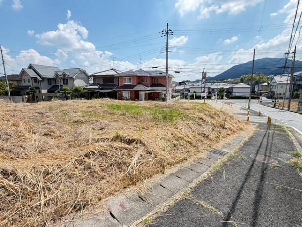 香芝市旭ケ丘５丁目の土地