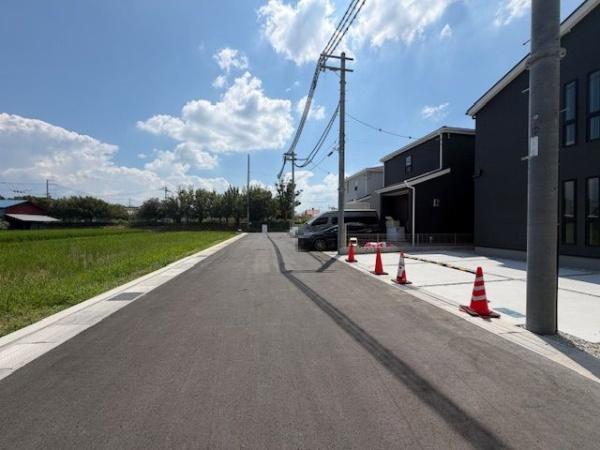 北葛城郡広陵町三吉元大垣内　2期　新築戸建　2号棟