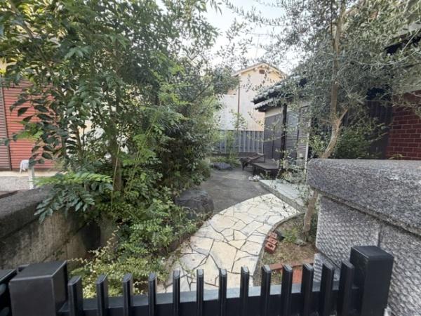 北葛城郡上牧町松里園１丁目の土地