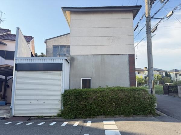 北葛城郡上牧町松里園１丁目の土地