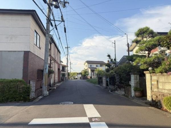 北葛城郡上牧町松里園１丁目の土地