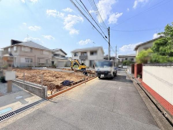橿原市新口町　2号棟　新築戸建