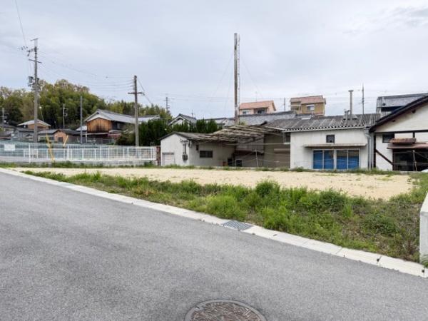 北葛城郡広陵町大字三吉の土地