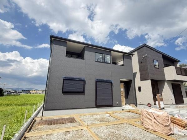 北葛城郡上牧町大字中筋出作　新築戸建　1号棟