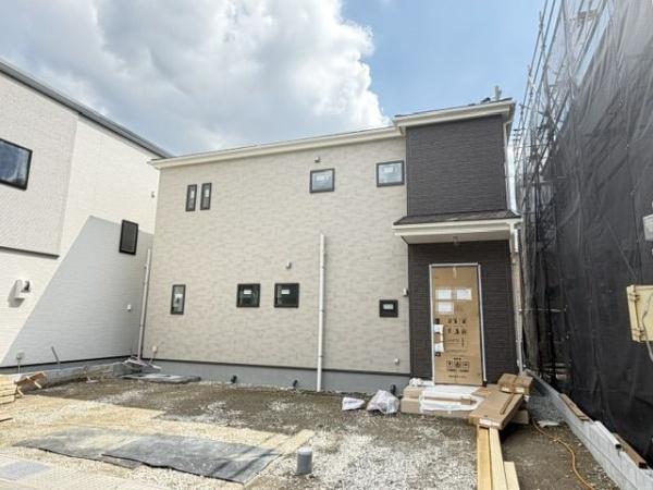 北葛城郡上牧町大字中筋出作　新築戸建　2号棟