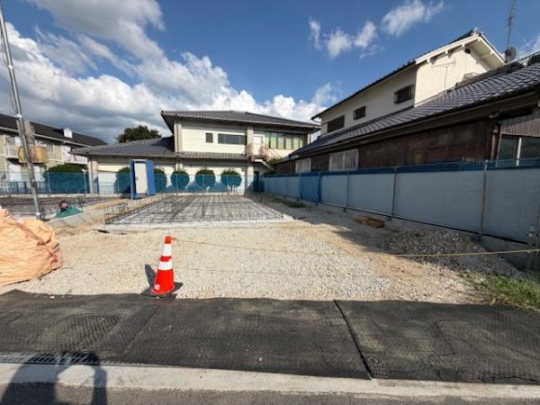 生駒郡斑鳩町龍田西4丁目　5期　新築戸建　2号棟