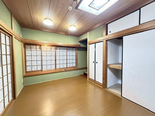 香芝市磯壁４丁目の中古一戸建て