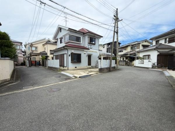香芝市磯壁４丁目の中古一戸建て