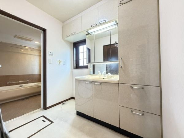 香芝市関屋北７丁目の中古一戸建て