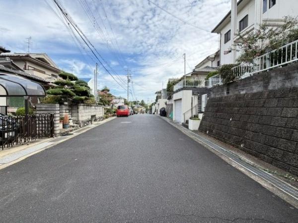 香芝市白鳳台２丁目の中古一戸建て