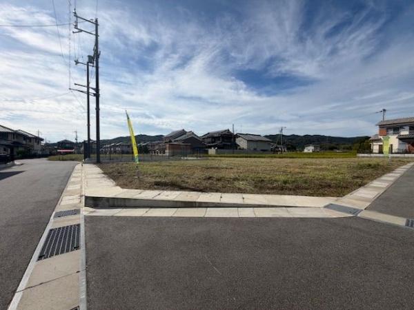 生駒郡斑鳩町法隆寺北２丁目の土地