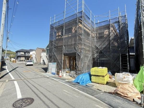 生駒郡斑鳩町龍田西4丁目　5期　新築戸建　1号棟