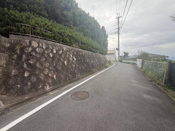 生駒郡斑鳩町神南４丁目の土地