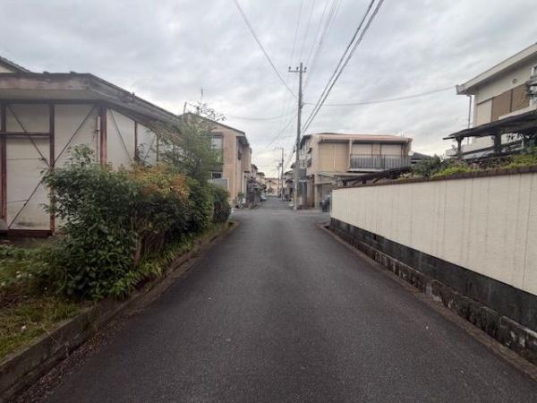 生駒郡斑鳩町小吉田２丁目の土地