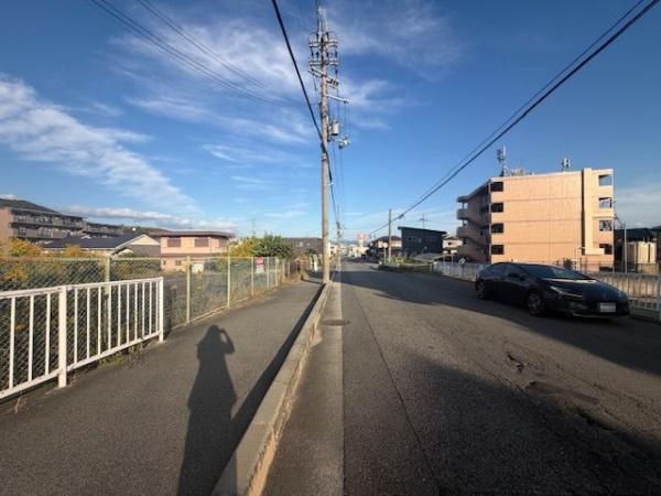 生駒郡斑鳩町龍田西３丁目の土地
