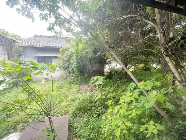 八尾市郡川４丁目の土地