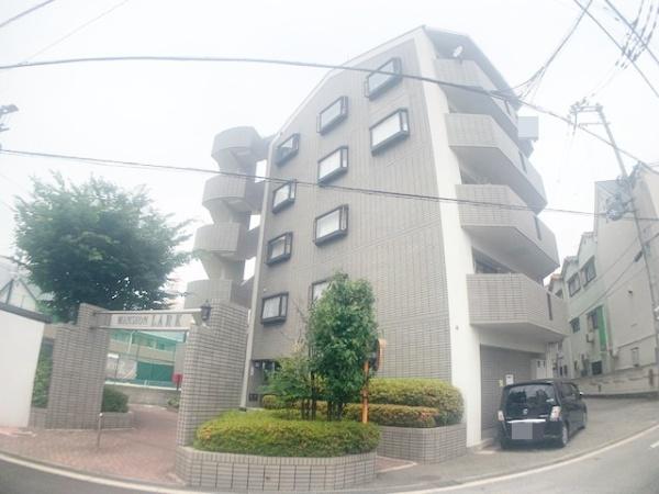 マンションラークB
