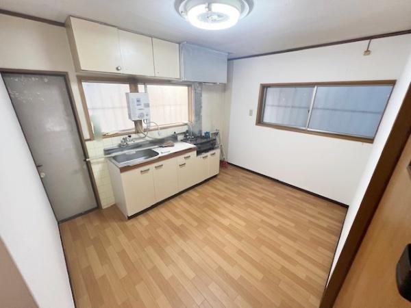羽曳野市古市６丁目