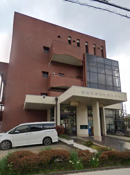 サングレース柏原(柏原市立図書館)