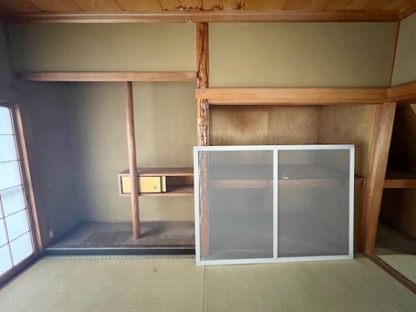 御所市大字南十三の中古一戸建て(収納)