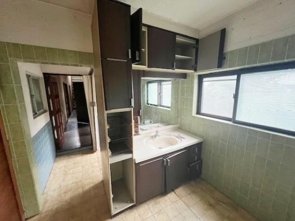 御所市大字南十三の中古一戸建て(洗面台・洗面所)