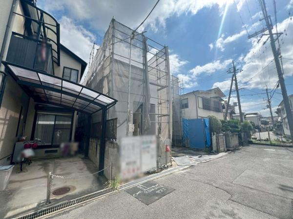 羽曳野市白鳥１丁目(１号棟)