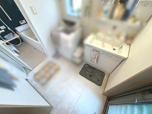 磯城郡三宅町大字石見の中古一戸建て(洗面台・洗面所)