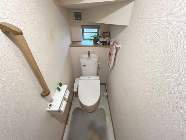 磯城郡三宅町大字石見の中古一戸建て(トイレ)