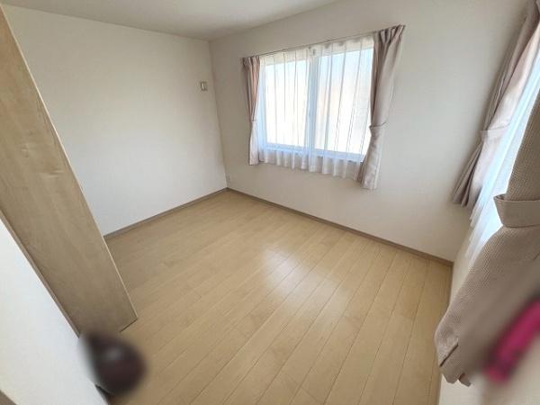 磯城郡三宅町大字石見の中古一戸建て(洋室)