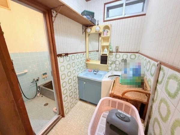 羽曳野市高鷲６丁目の中古一戸建て