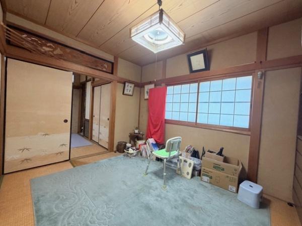 羽曳野市高鷲６丁目の中古一戸建て