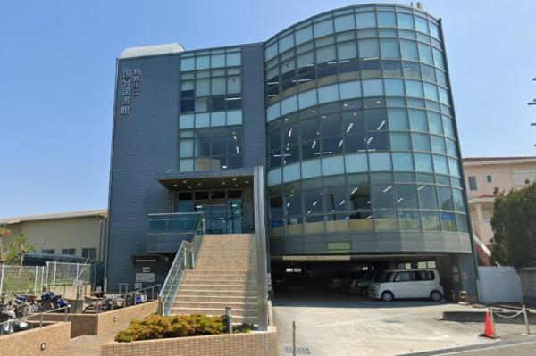 柏原市国分西2丁目の土地(柏原市立国分図書館)