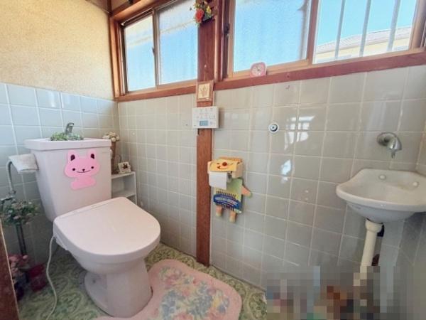 和泉市緑ケ丘１丁目の中古一戸建て