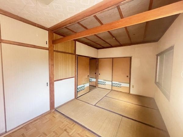 柏原市太平寺１丁目の中古一戸建て