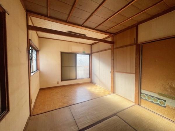 柏原市太平寺１丁目の中古一戸建て