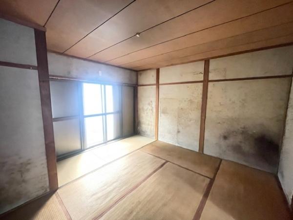 柏原市太平寺１丁目の中古一戸建て