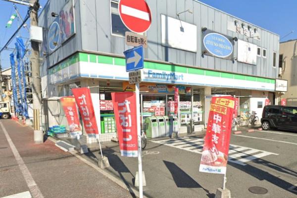 ハイツ柏原2号棟(ファミリーマート 柏原清洲店)