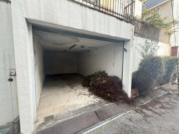 生駒郡三郷町東信貴ケ丘１丁目
