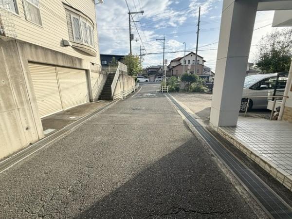 生駒郡三郷町東信貴ケ丘１丁目