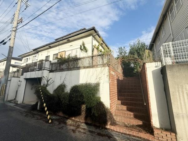 生駒郡三郷町東信貴ケ丘１丁目の土地