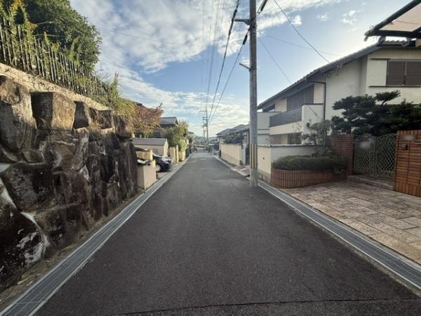 生駒郡三郷町東信貴ケ丘１丁目