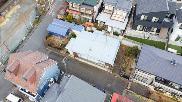 南西角地！建築条件なし　売地