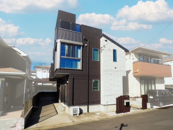 武蔵村山市三ツ藤１丁目　築浅中古住宅