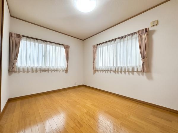 日野市三沢２丁目の中古一戸建て