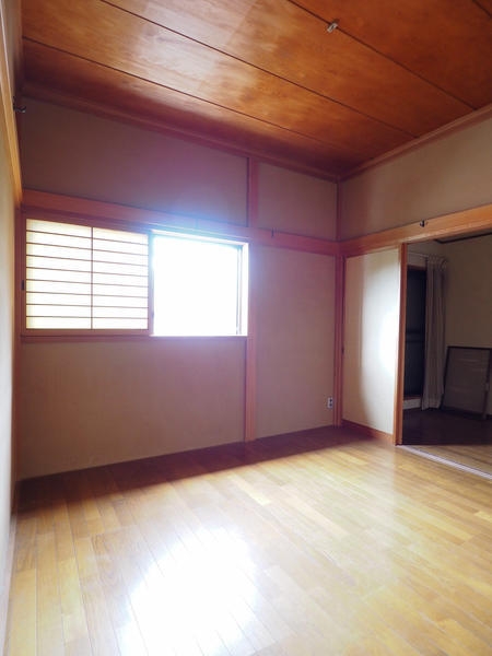 東大和市湖畔２丁目の中古一戸建て
