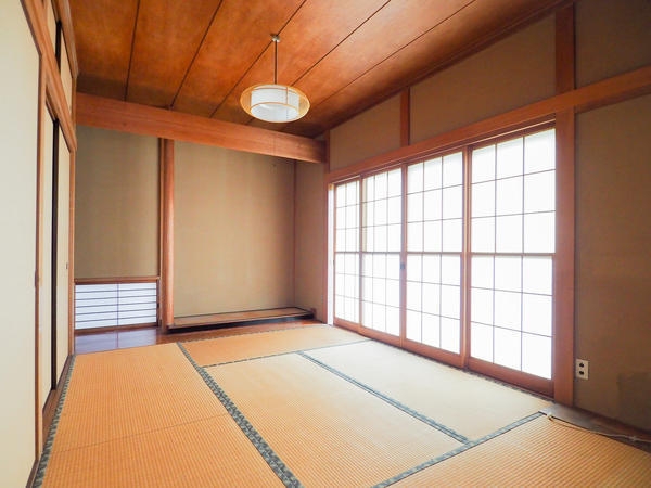 東大和市湖畔２丁目の中古一戸建て